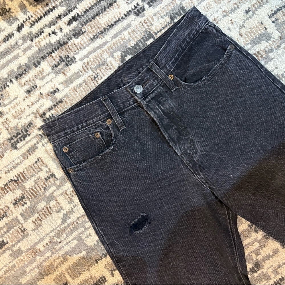 Levi’s Black High Rise Button Fly Distressed Jeans Size 27 Cotton - Picture 4 of 12
